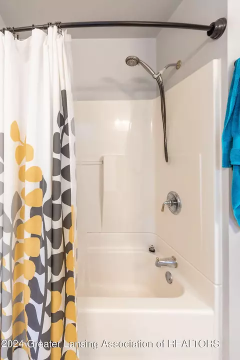 5160 Marsh Rd, Okemos, MI 48864 photo 17