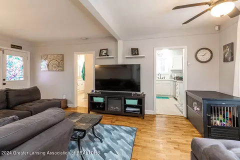 5160 Marsh Rd, Okemos, MI 48864 photo 5