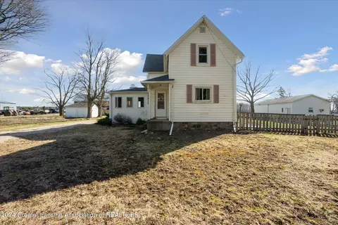 Exterior - 13659 S Morrice Rd, Perry, MI 48872 photo 2 of 10