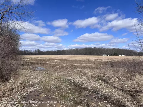 V/l Grand River Trail, Portland, MI 48875