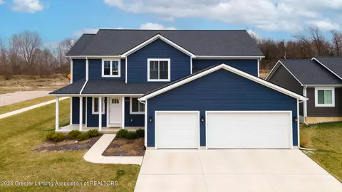 14151 Clairmont Dr, Bath, MI 48808