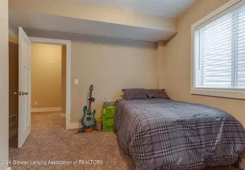 Bedroom - 14151 Clairmont Dr, Bath, MI 48808 photo 8 of 9