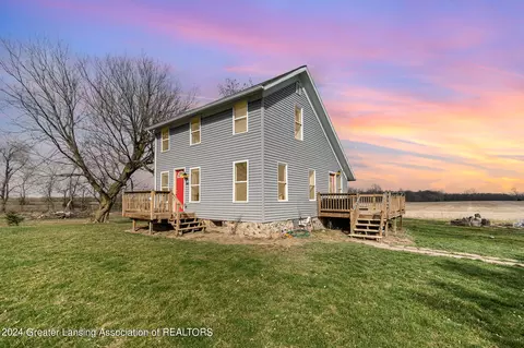 3705 Shaftsburg Rd, Laingsburg, MI 48848