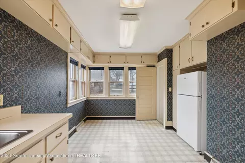 321 N Pine St, Lansing, MI 48933 photo 24