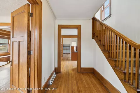 321 N Pine St, Lansing, MI 48933 photo 9