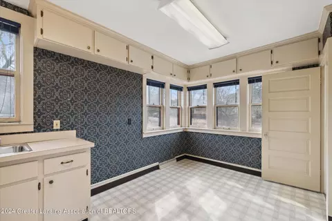 321 N Pine St, Lansing, MI 48933 photo 21