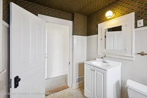 321 N Pine St, Lansing, MI 48933 photo 44