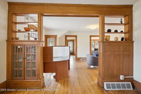 321 N Pine St, Lansing, MI 48933 photo 30