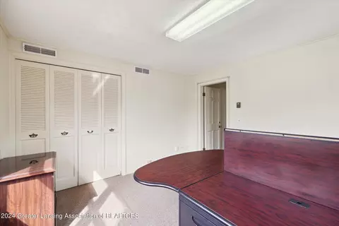 321 N Pine St, Lansing, MI 48933 photo 42