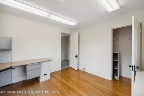 321 N Pine St, Lansing, MI 48933 photo 33