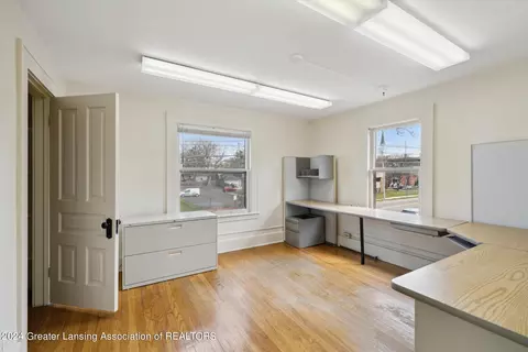 321 N Pine St, Lansing, MI 48933 photo 32