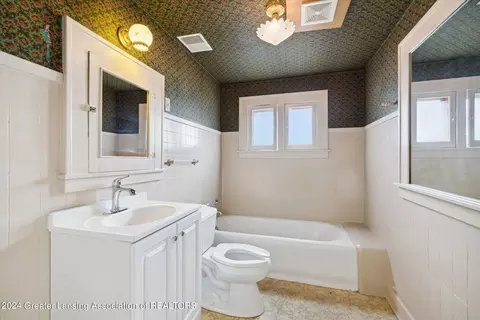 321 N Pine St, Lansing, MI 48933 photo 43