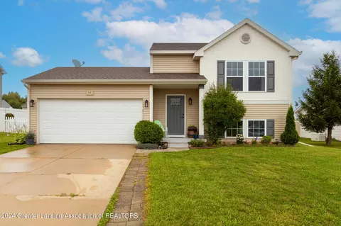65 Lilac Ln, Mason, MI 48854
