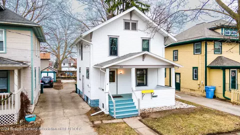 1512 Vine St, Lansing, MI 48912