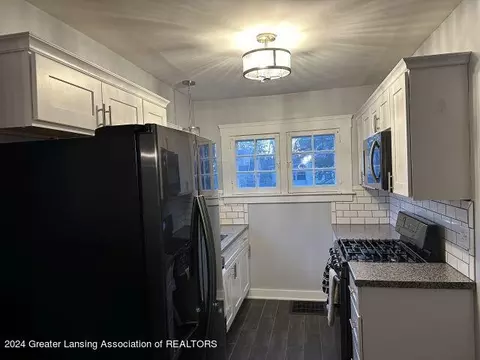 Entry Way - 420 E Miller Rd, Lansing, MI 48911 photo 1 of 1