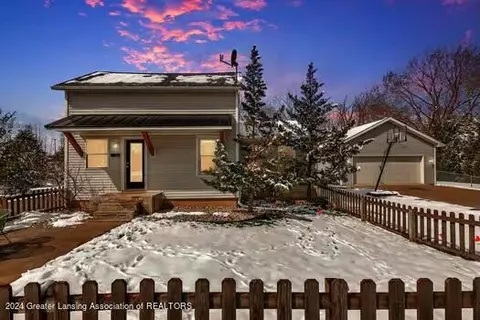 143 N Water St, Portland, MI 48875