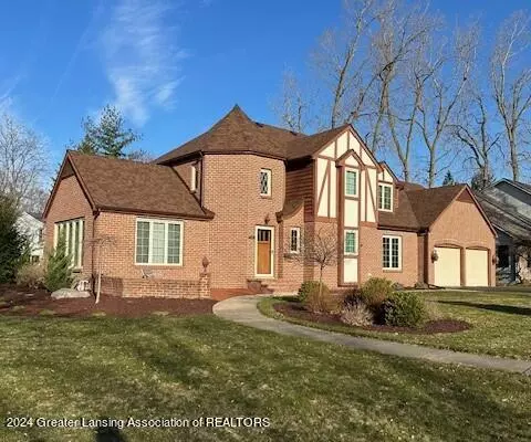 1703 Cranston Ct, East Lansing, MI 48823