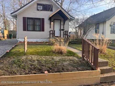1210 Whyte St, Lansing, MI 48906