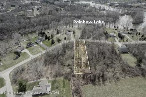 101 Lakeside, Perrinton, MI 48871