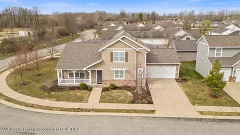 3038 Hamlet Cir, East Lansing, MI 48823