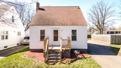 127 Lafayette Blvd, Owosso, MI 48867