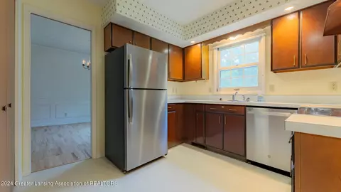 Undisclosed, Okemos, MI 48864 photo 9