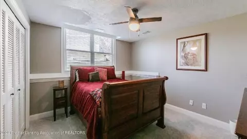 Bedroom - 12955 Paradise Dr, Dewitt, MI 48820 photo 6 of 6