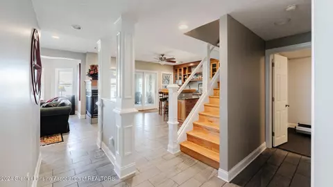 Entry Way - 12955 Paradise Dr, Dewitt, MI 48820 photo 3 of 3