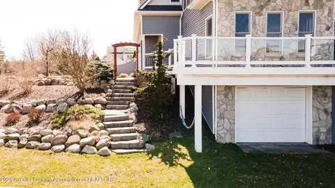 Exterior - 12955 Paradise Dr, Dewitt, MI 48820 photo 9 of 9