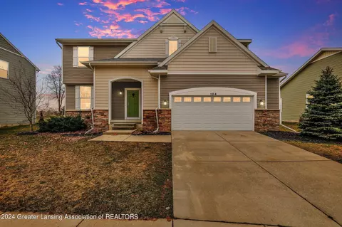 124 Rindle Bluff Dr, Portland, MI 48875