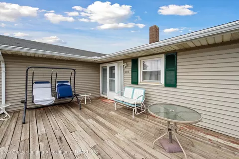Exterior - 1810 W Jason Rd, Dewitt, MI 48820 photo 7 of 14