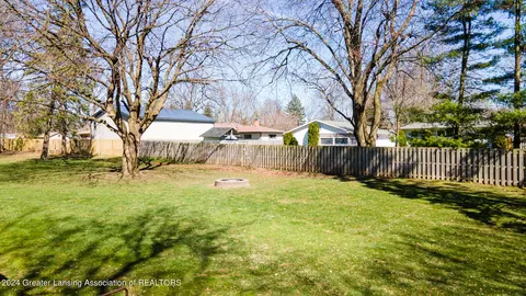 Exterior - 15803 Brook Rd, Lansing, MI 48906 photo 12 of 12