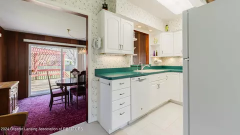 Kitchen - 15803 Brook Rd, Lansing, MI 48906 photo 2 of 2