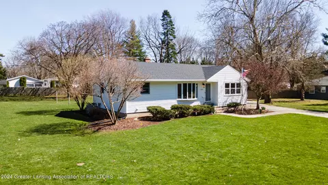 Exterior - 15803 Brook Rd, Lansing, MI 48906 photo 3 of 12