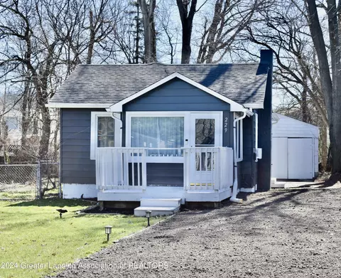 229 W Fairfield Ave, Lansing, MI 48906