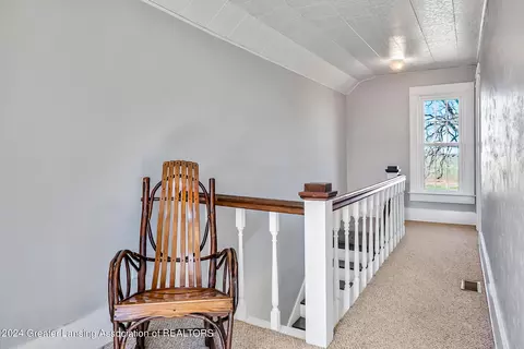 Entry Way - 10908 W Maple Rapids Rd, Fowler, MI 48835 photo 2 of 3