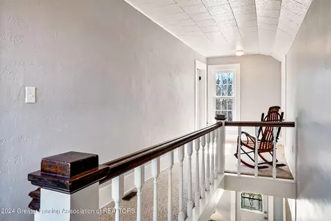 Entry Way - 10908 W Maple Rapids Rd, Fowler, MI 48835 photo 1 of 3