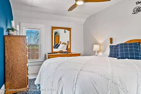 Bedroom - 10908 W Maple Rapids Rd, Fowler, MI 48835 photo 4 of 12