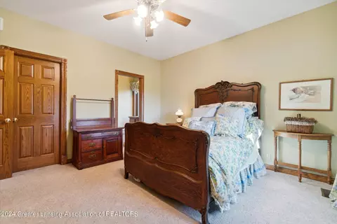 Bedroom - 4290 S Dewitt Rd, Saint Johns, MI 48879 photo 9 of 13