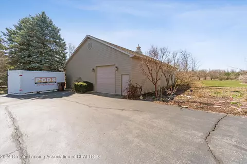 Exterior - 4290 S Dewitt Rd, Saint Johns, MI 48879 photo 8 of 24
