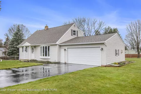 3704 W Stoll Rd, Lansing, MI 48906