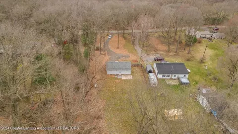 View/Area - 8685 Abbey Rd, Jackson, MI 49201 photo 1 of 5
