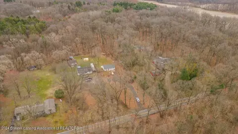 View/Area - 8685 Abbey Rd, Jackson, MI 49201 photo 3 of 5