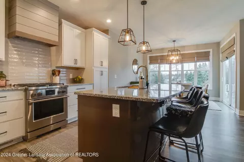 Kitchen - 3577 Winborn Dr, Dewitt, MI 48820 photo 4 of 5