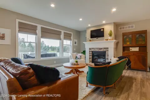 Living - 3577 Winborn Dr, Dewitt, MI 48820 photo 3 of 6