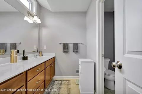Bath - 608 Senna Trl, Dewitt, MI 48820 photo 1 of 3