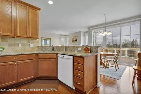 Kitchen - 608 Senna Trl, Dewitt, MI 48820 photo 1 of 4