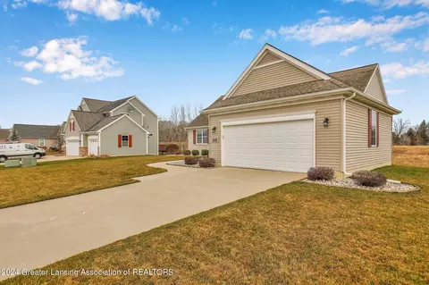 Exterior - 608 Senna Trl, Dewitt, MI 48820 photo 3 of 4