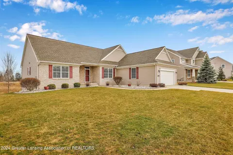 608 Senna Trl, Dewitt, MI 48820