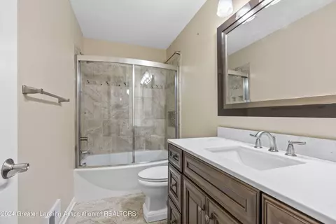 Bath - 4110 Cornell Rd, Okemos, MI 48864 photo 4 of 4